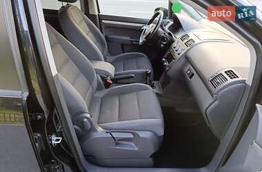 Мінівен Volkswagen Touran 2013 в 