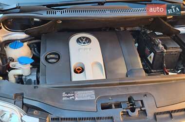 Минивэн Volkswagen Touran 2003 в 