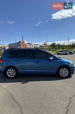 Микровэн Volkswagen Touran 2016 в 