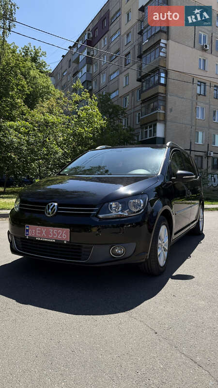 Volkswagen Touran 2011