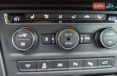 Микровэн Volkswagen Touran 2017 в 
