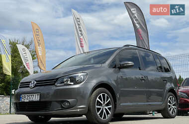 Мінівен Volkswagen Touran 2012 в 