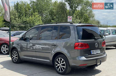 Мінівен Volkswagen Touran 2012 в 