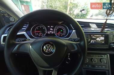 Микровэн Volkswagen Touran 2017 в 