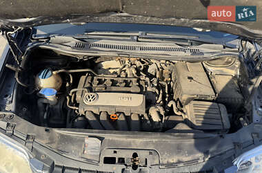 Минивэн Volkswagen Touran 2006 в 