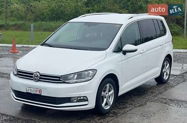Мікровен Volkswagen Touran 2016 в Ужгороді