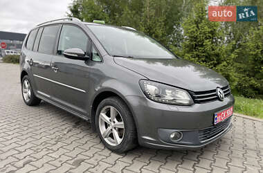 Минивэн Volkswagen Touran 2011 в Луцке