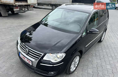 Минивэн Volkswagen Touran 2010 в 