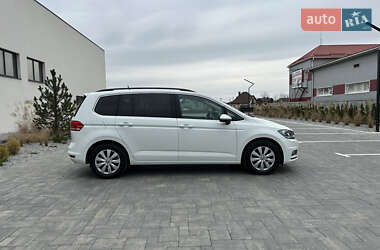 Микровэн Volkswagen Touran 2019 в 
