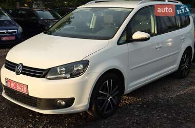 Мінівен Volkswagen Touran 2013 в 