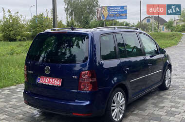 Минивэн Volkswagen Touran 2010 в 