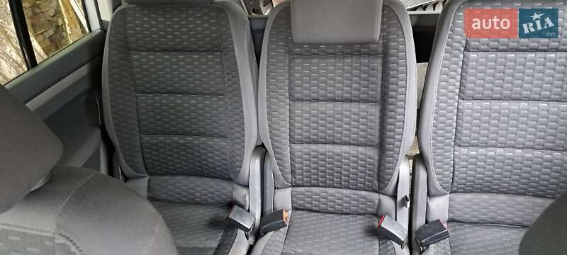 Минивэн Volkswagen Touran 2009 в Чернигове