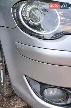 Мінівен Volkswagen Touran 2009 в 
