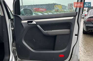 Минивэн Volkswagen Touran 2009 в 