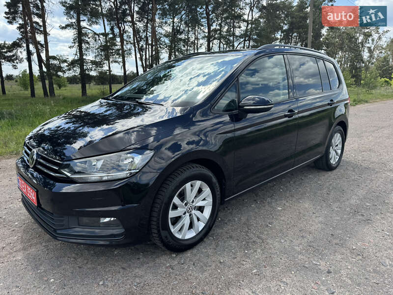 Микровэн Volkswagen Touran 2020 в Броварах