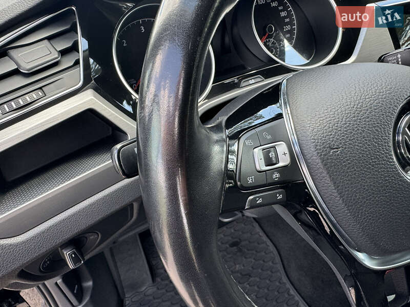 Микровэн Volkswagen Touran 2020 в Броварах
