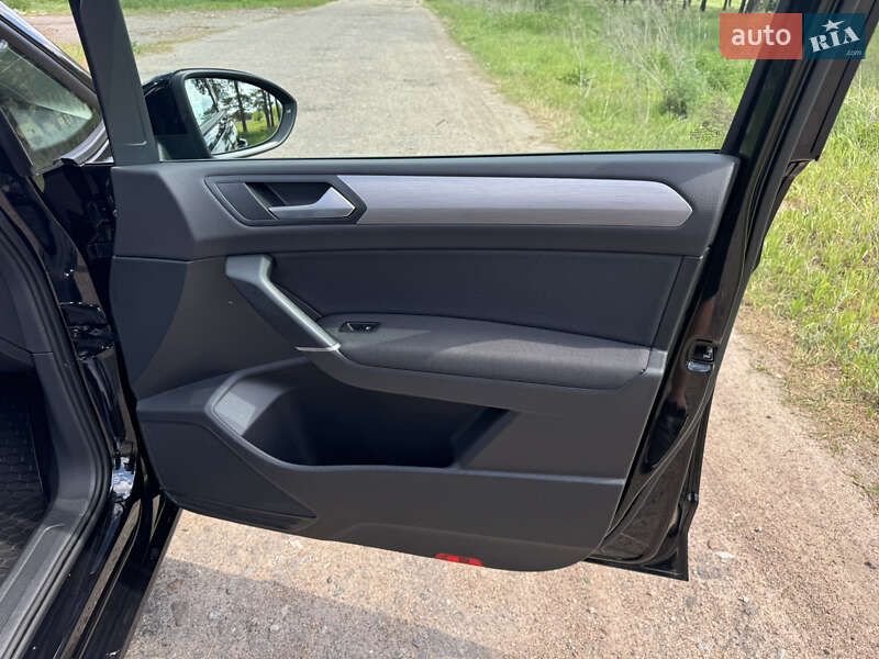 Микровэн Volkswagen Touran 2020 в Броварах