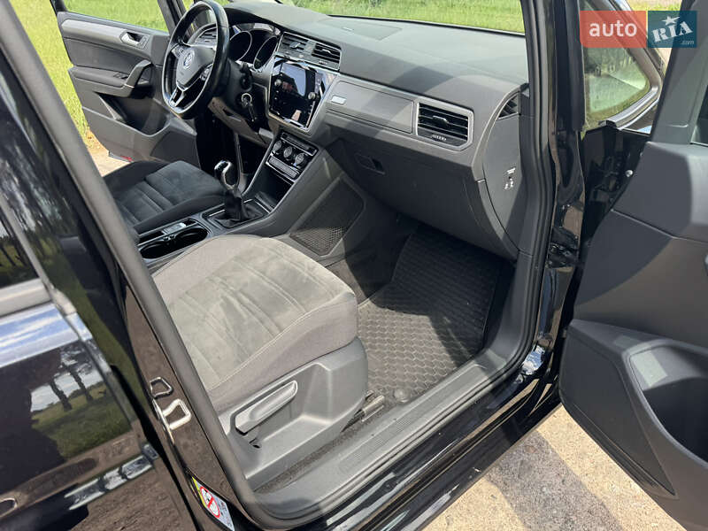 Микровэн Volkswagen Touran 2020 в Броварах