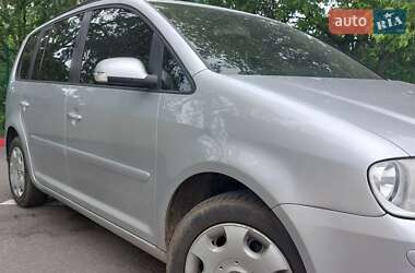 Минивэн Volkswagen Touran 2005 в Харькове