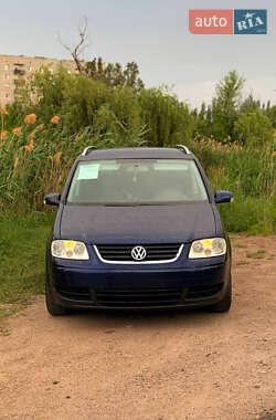 Мінівен Volkswagen Touran 2003 в 