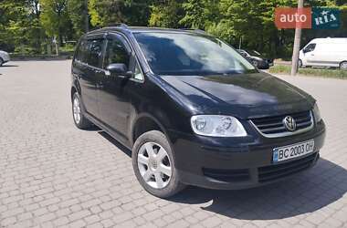Минивэн Volkswagen Touran 2004 в Львове