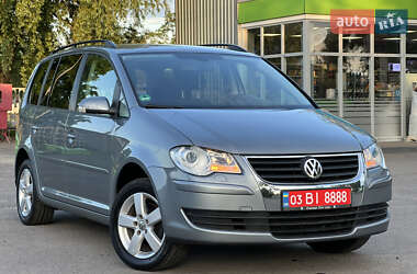 Минивэн Volkswagen Touran 2008 в 