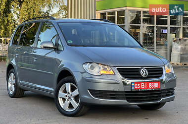 Минивэн Volkswagen Touran 2008 в 