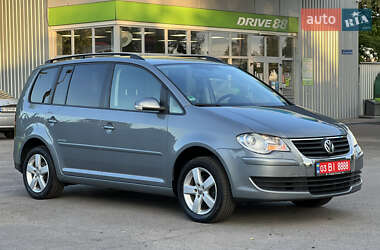 Минивэн Volkswagen Touran 2008 в 