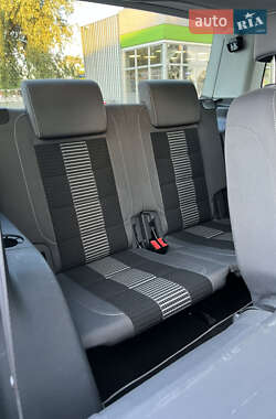 Минивэн Volkswagen Touran 2008 в 