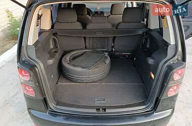 Мінівен Volkswagen Touran 2006 в 