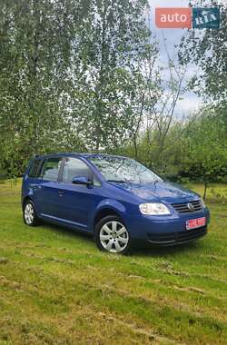 Минивэн Volkswagen Touran 2005 в Луцке