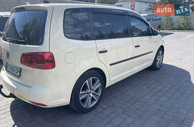 Минивэн Volkswagen Touran 2011 в 