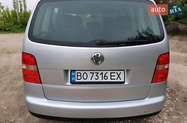 Минивэн Volkswagen Touran 2004 в 