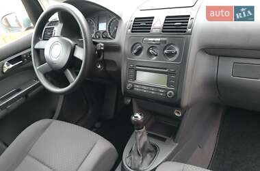 Минивэн Volkswagen Touran 2004 в 