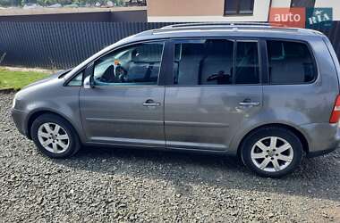 Минивэн Volkswagen Touran 2006 в Луцке