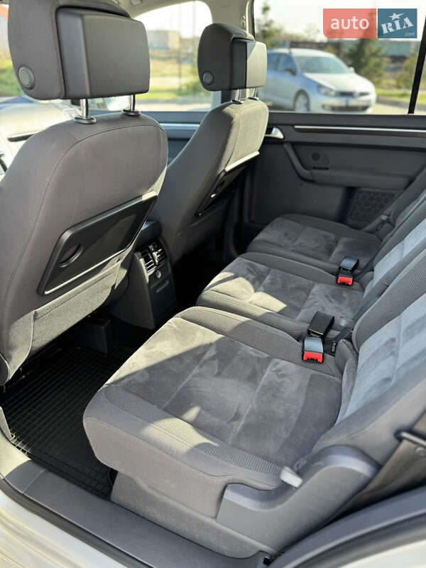 Минивэн Volkswagen Touran 2013 в Ковеле