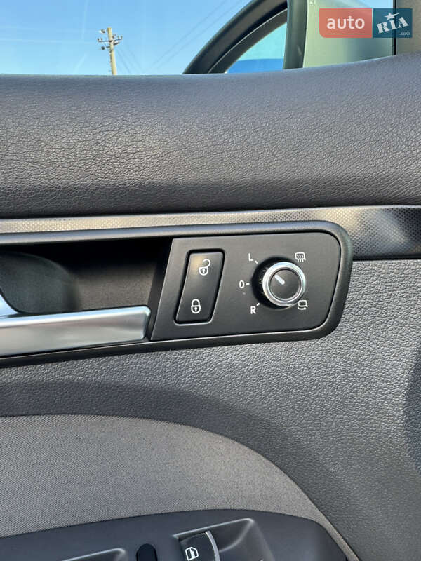 Минивэн Volkswagen Touran 2013 в Ковеле