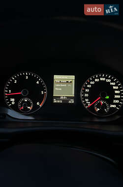 Минивэн Volkswagen Touran 2013 в 