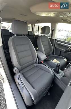 Минивэн Volkswagen Touran 2013 в 