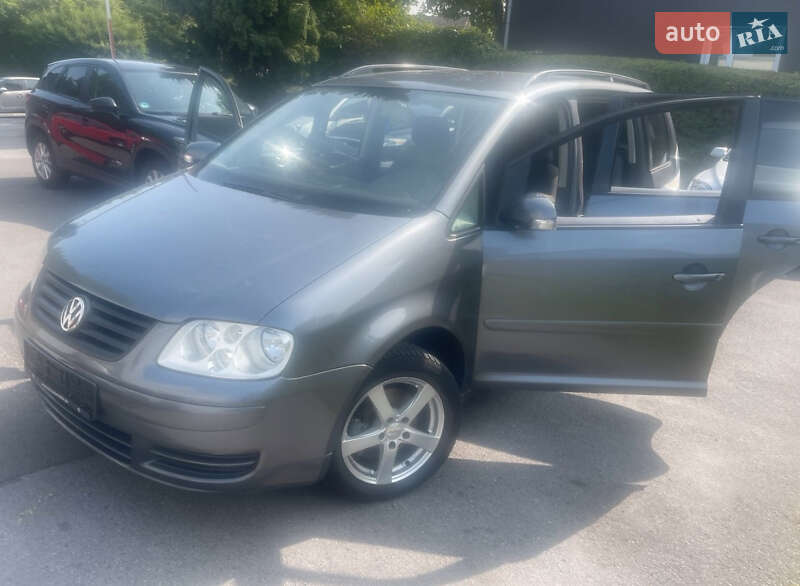 Volkswagen Touran 2004