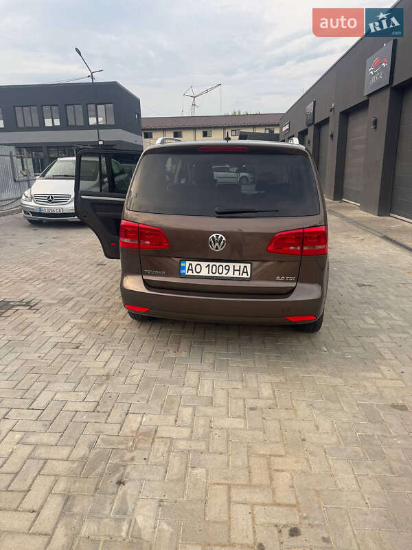 Минивэн Volkswagen Touran 2012 в Ужгороде