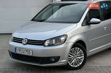 Минивэн Volkswagen Touran 2015 в 