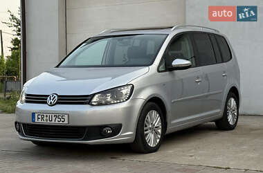 Минивэн Volkswagen Touran 2015 в 