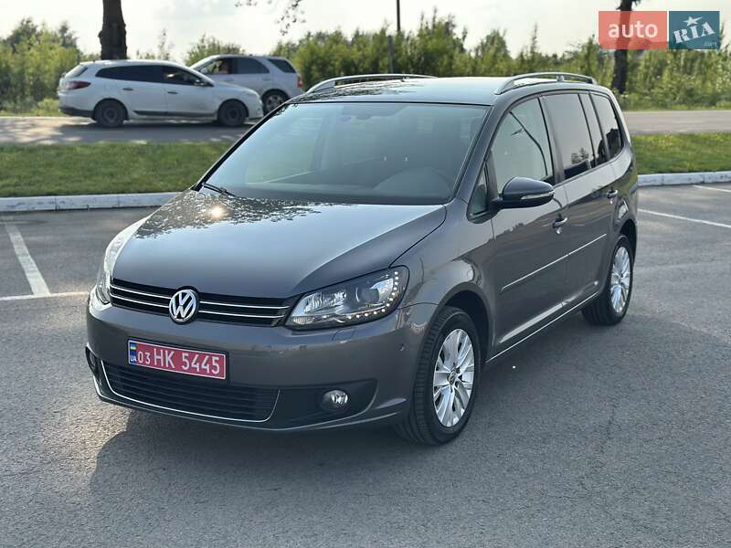 Мінівен Volkswagen Touran 2014 в Луцьку