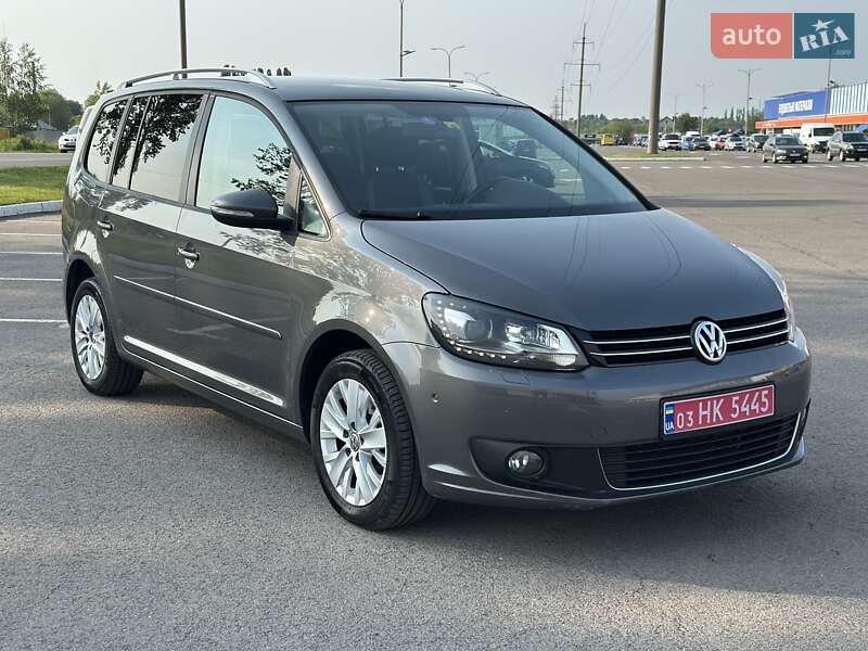 Мінівен Volkswagen Touran 2014 в Луцьку