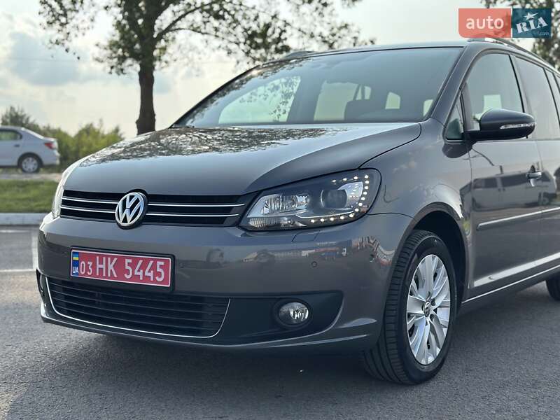 Мінівен Volkswagen Touran 2014 в Луцьку