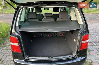 Мінівен Volkswagen Touran 2005 в 