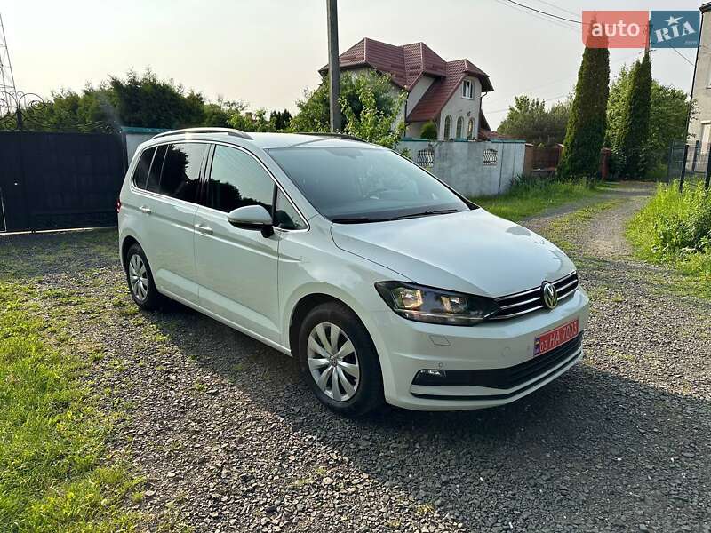 Микровэн Volkswagen Touran 2019 в 