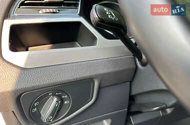 Микровэн Volkswagen Touran 2019 в 