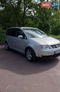Минивэн Volkswagen Touran 2006 в 